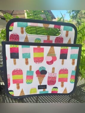 Thirty One Double Duty Caddy with Popsicle/Ice Cream Pattern Multi